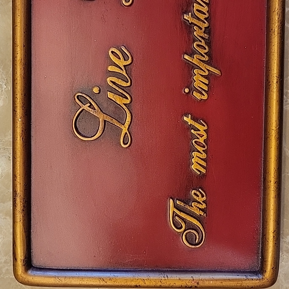SteinMart Inspirational Wooden Plaque..Live...Laugh...Love... - Picture 5 of 16